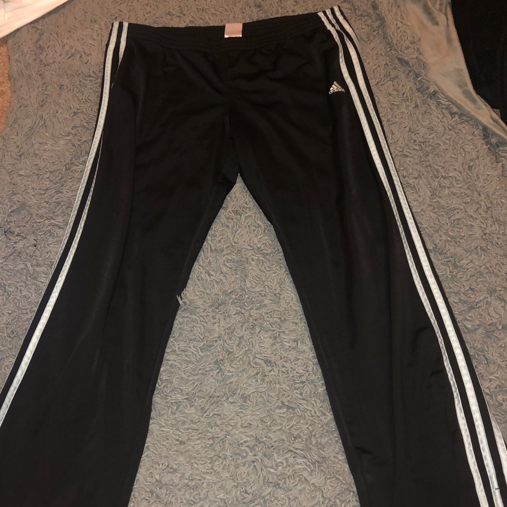 Adidas sweatpants in the size large